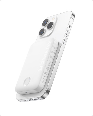 Внешний аккумулятор Anker 321 MagGo Battery White
