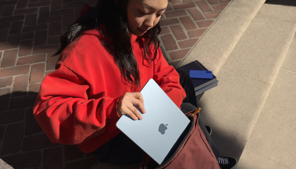 Камера и звук MacBook Air M4 — savensale.ru