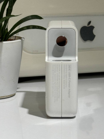 Apple USB-C Power Adapter 96W Б/У