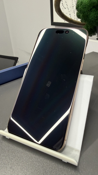 Apple iPhone 16 Pro Max 256GB Desert Titanium Б/У