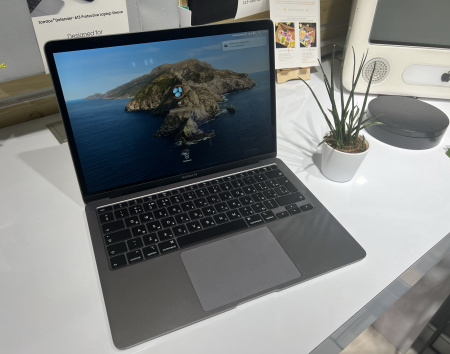 Apple MacBook Air 13 2020 Quad Core i7 1,2ГГц / 16ГБ / 1ТБ SSD Space Gray Б/у