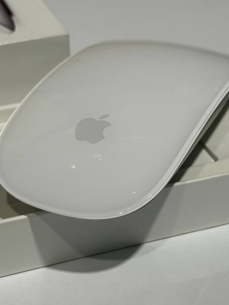 Apple Magic Mouse (USB‑C) - White Multi-Touch Surface Б/У