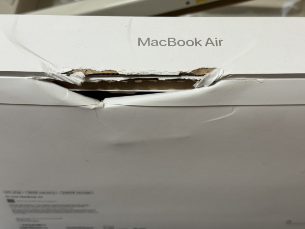 Apple MacBook Air 15 M4 (10-core CPU, 10-core GPU) / RAM 16GB / SSD 256GB Starlight (Уцененный)