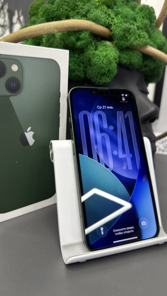 Apple iPhone 13 128GB Alpine Green Б/У
