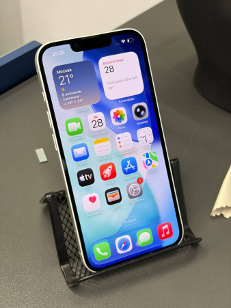Apple iPhone 16e 128GB White Б/у