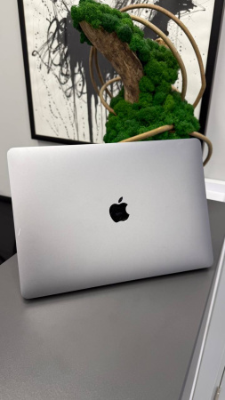 Apple MacBook Air 13 M1 (8-core CPU / 7-core GPU) / RAM 8GB / SSD 256GB Space Gray Б/У