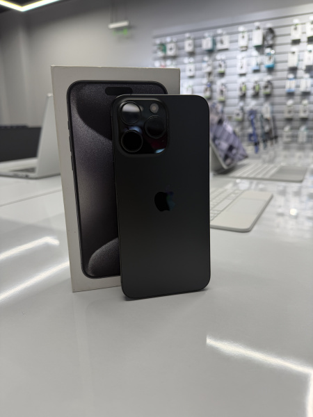 Apple iPhone 15 Pro Max 256GB Black Titanium Б/У