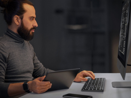 Беспроводная клавиатура Satechi Slim X3 Bluetooth Keyboard с русской раскладкой Space Gray