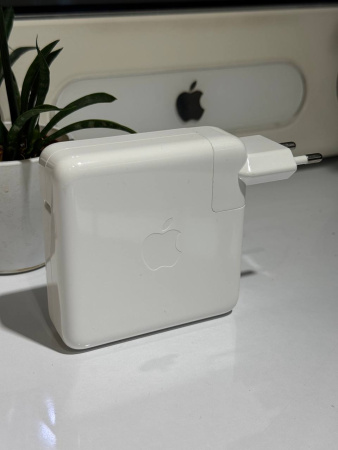Apple USB-C Power Adapter 96W Б/У