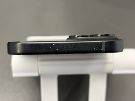 Apple iPhone 15 128GB Black Б/У