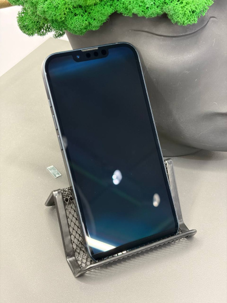 Apple iPhone 13 128GB Midnight Б/У