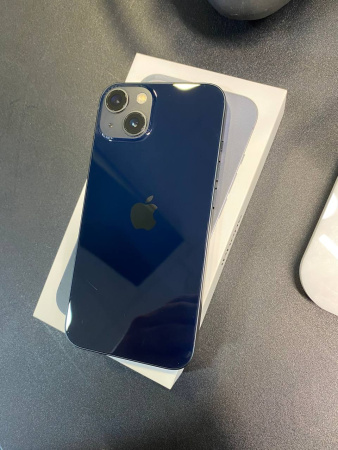 Apple iPhone 13 128GB Midnight Б/У