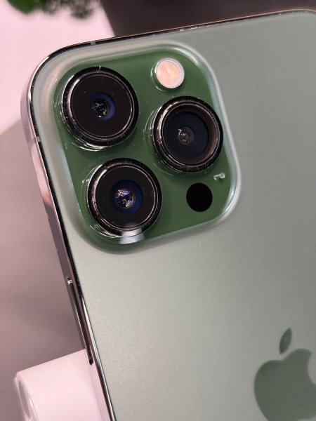 Apple iPhone 13 Pro Max 256GB Alpine Green Б/У
