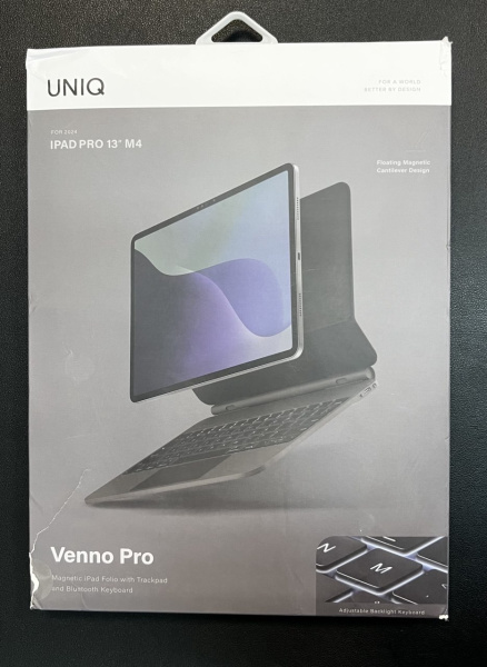 Чехол-клавиатура Uniq VENNO Magnetic Smart Keyboard Folio для iPad Pro 13 (2024) с английской раскладкой (Уцененный)