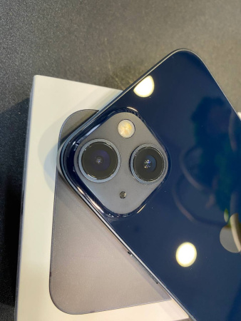Apple iPhone 13 128GB Midnight Б/У