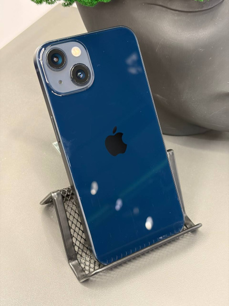 Apple iPhone 13 128GB Midnight Б/У