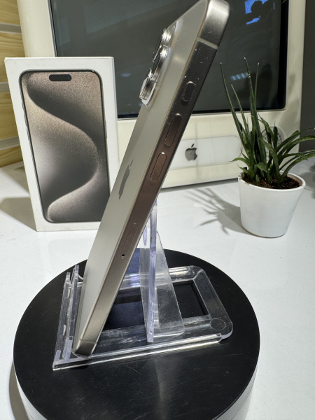 Apple iPhone 15 Pro Max 512GB Natural Titanium Б/У