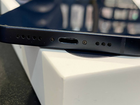 Apple iPhone 13 128GB Midnight Б/У