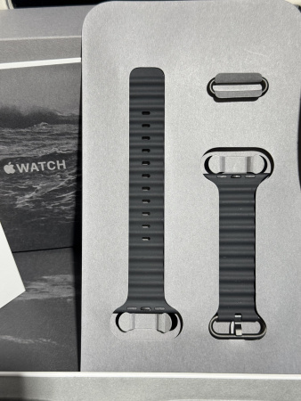 Часы Apple Watch Ultra 2 (2024) 49mm Black Titanium Case with Black Ocean Band Б/У