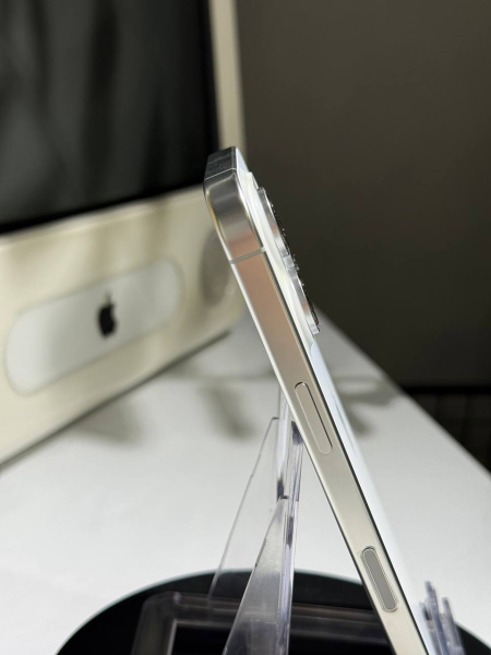 Смартфон Apple iPhone 16 Pro 256GB White Titanium (Уцененный)