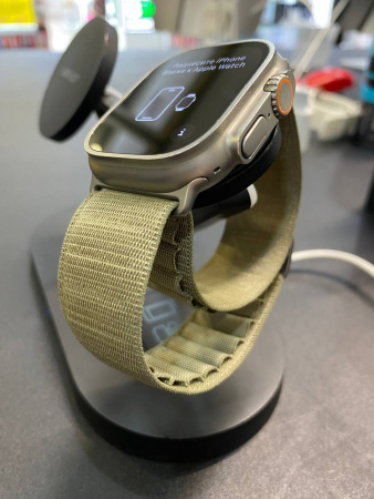Apple Watch Ultra 2 49mm Natural Titanium Case with Olive Alpine Loop Band (GPS + Cellular) Б/У