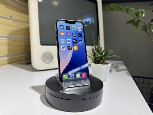 Apple iPhone 13 128Gb Midnight Б/У