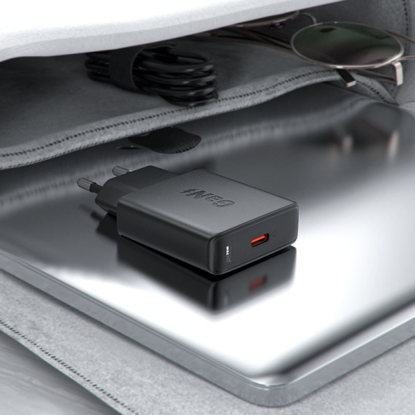Сетевое зарядное устройство ACEFAST A65 PD20W GaN USB-C Charger Black