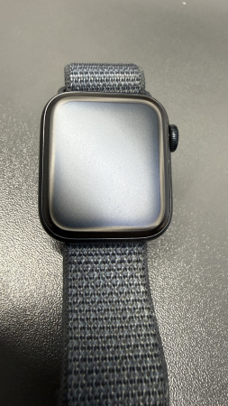Apple Watch SE (2024) 40mm Midnight Aluminum Case with Ink Sport Loop (GPS) Б/У