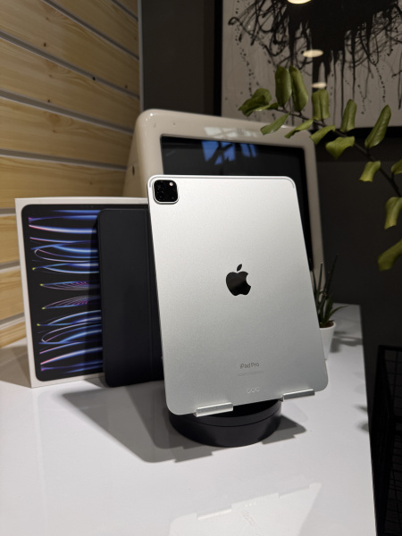 Планшет Apple iPad Pro 11 (2022) M2 Wi-Fi 256GB Silver (Серебристый) Б/У