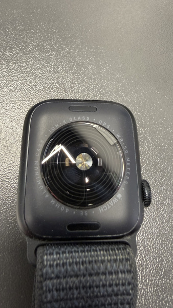 Apple Watch SE (2024) 40mm Midnight Aluminum Case with Ink Sport Loop (GPS) Б/У
