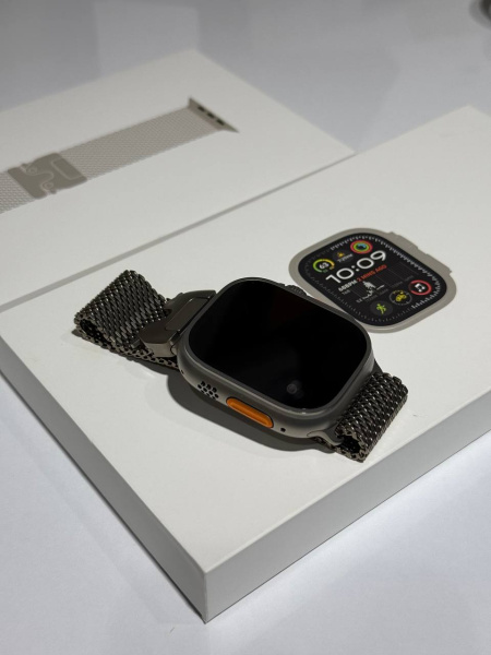 Apple Watch Ultra 2 (2024) 49mm Natural Titanium Case with Natural Titanium Milanese Loop - Medium (GPS + Cellular) (Активированные)