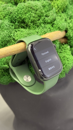 Apple Watch Series 7 45mm Green Aluminum Case with Clover Sport Band Б/У