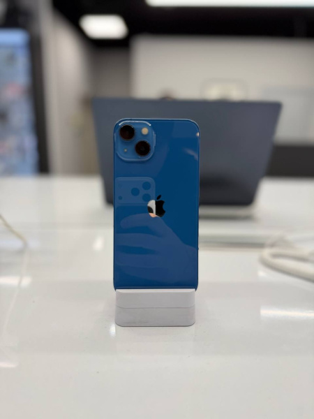 Apple iPhone 13 256GB Blue Б/У