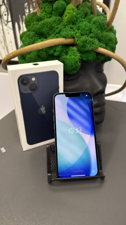 Apple iPhone 13 128GB Midnight Б/У