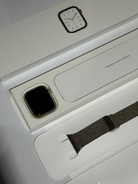 Apple Watch Series 7, 45 мм, корпус из нержавеющей стали золотого цвета , миланский сетчатый браслет золотого цвета (GPS+ Cellular) Б/У