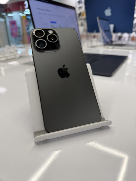 Apple iPhone 15 Pro Max 512GB Black Titanium Б/У