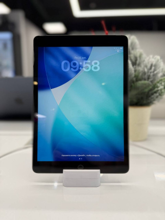 Apple iPad 10.2 (2021) Wi-Fi 64Gb Space Gray Б/У