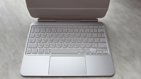 Apple Magic Keyboard для iPad Pro 11 2024-2025 с русской гравировкой White (Уцененная)