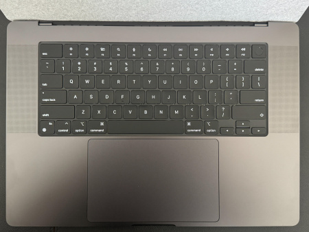 Apple MacBook Pro 16"  M4 Pro (14-core CPU, 20-core GPU) / RAM 24GB / SSD 512GB Space Black 140W (Уцененный)