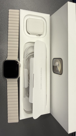 Apple Watch Series 9 41mm Starlight Aluminum Case Б/У