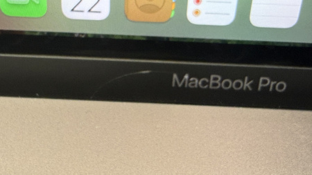 Apple MacBook Pro Touch Bar 15" (2018) i7 2,6 ГГц 16ГБ / 512ГБ SSD Space Gray Б/У