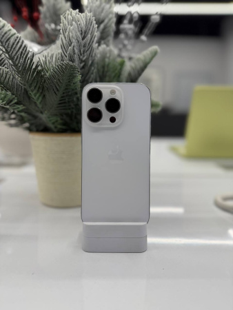 Apple iPhone 16 Pro 512Gb White Titanium Б/У