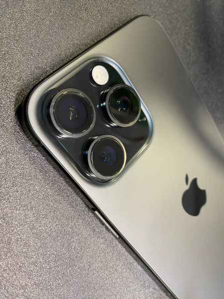 Apple iPhone 16 Pro Max 1TB Black Titanium Б/У