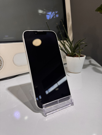 Apple iPhone 16e 128GB White Б/У