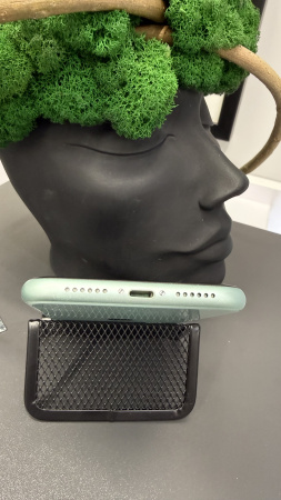 Apple iPhone 11 128GB Green Б/У