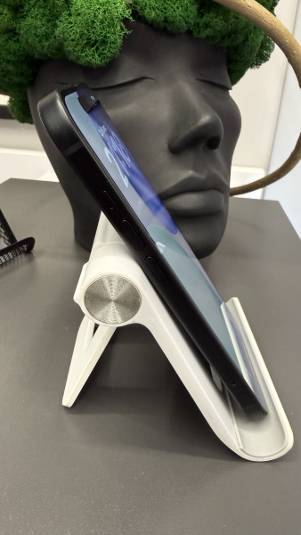 Apple iPhone 15 128GB Black Б/У