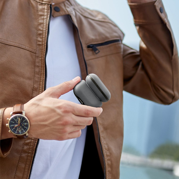 Чехол Uniq для Airpods Pro 2 Lyden DS Leatherette with handstrap Rhino Grey / Black Чехол Uniq для Airpods Pro 2 Lyden DS Leatherette with handstrap Rhino Grey / Black